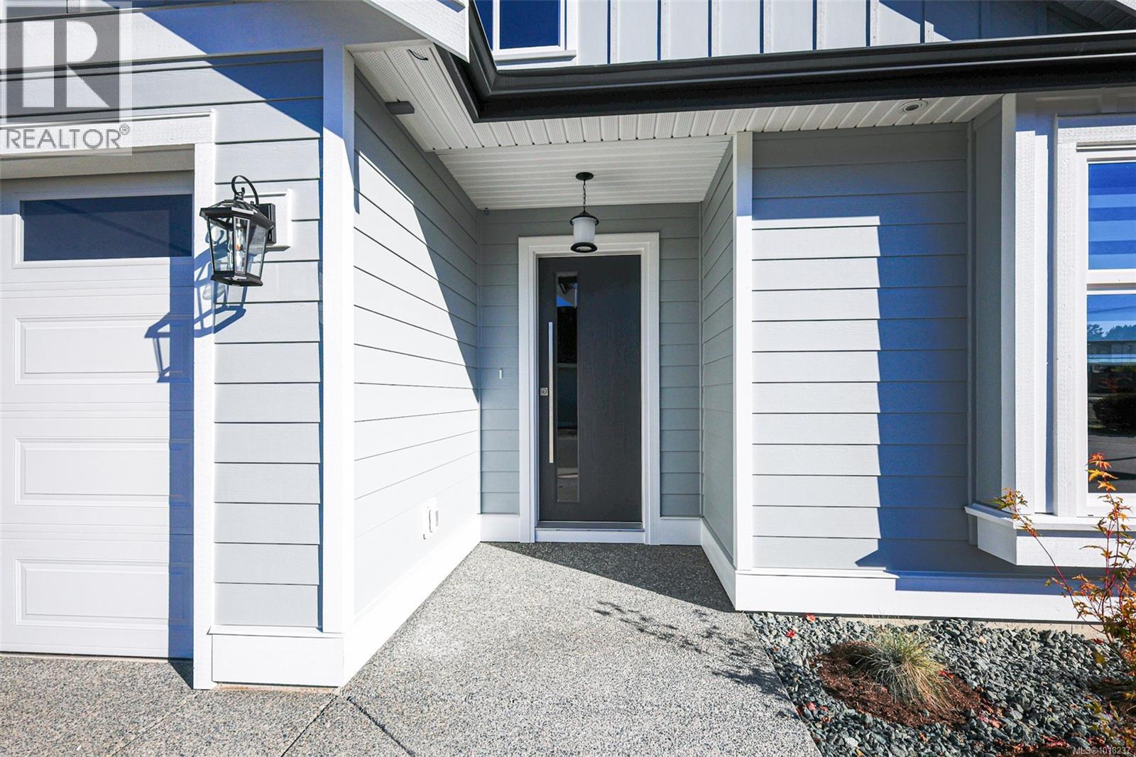 492 Hampstead St, Parksville, British Columbia  V9P 0G5 - Photo 2 - 1018237