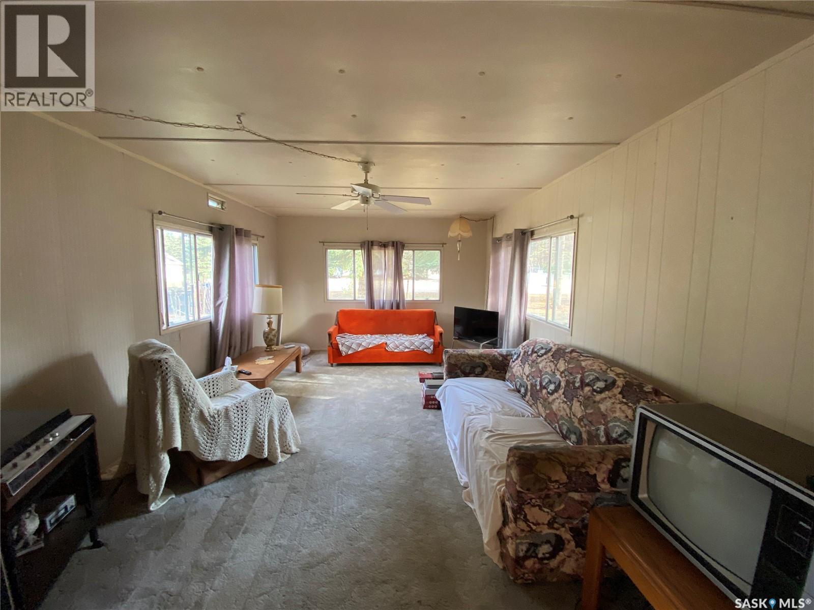 74 Cypress Street, Katepwa Beach, Saskatchewan  S0G 2Y0 - Photo 3 - SK021725