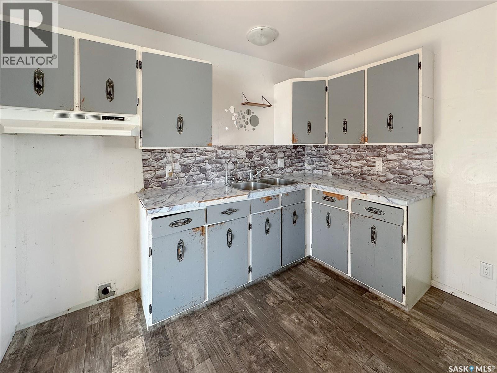 10918 Scott Drive, North Battleford, Saskatchewan  S9A 3L9 - Photo 4 - SK021588