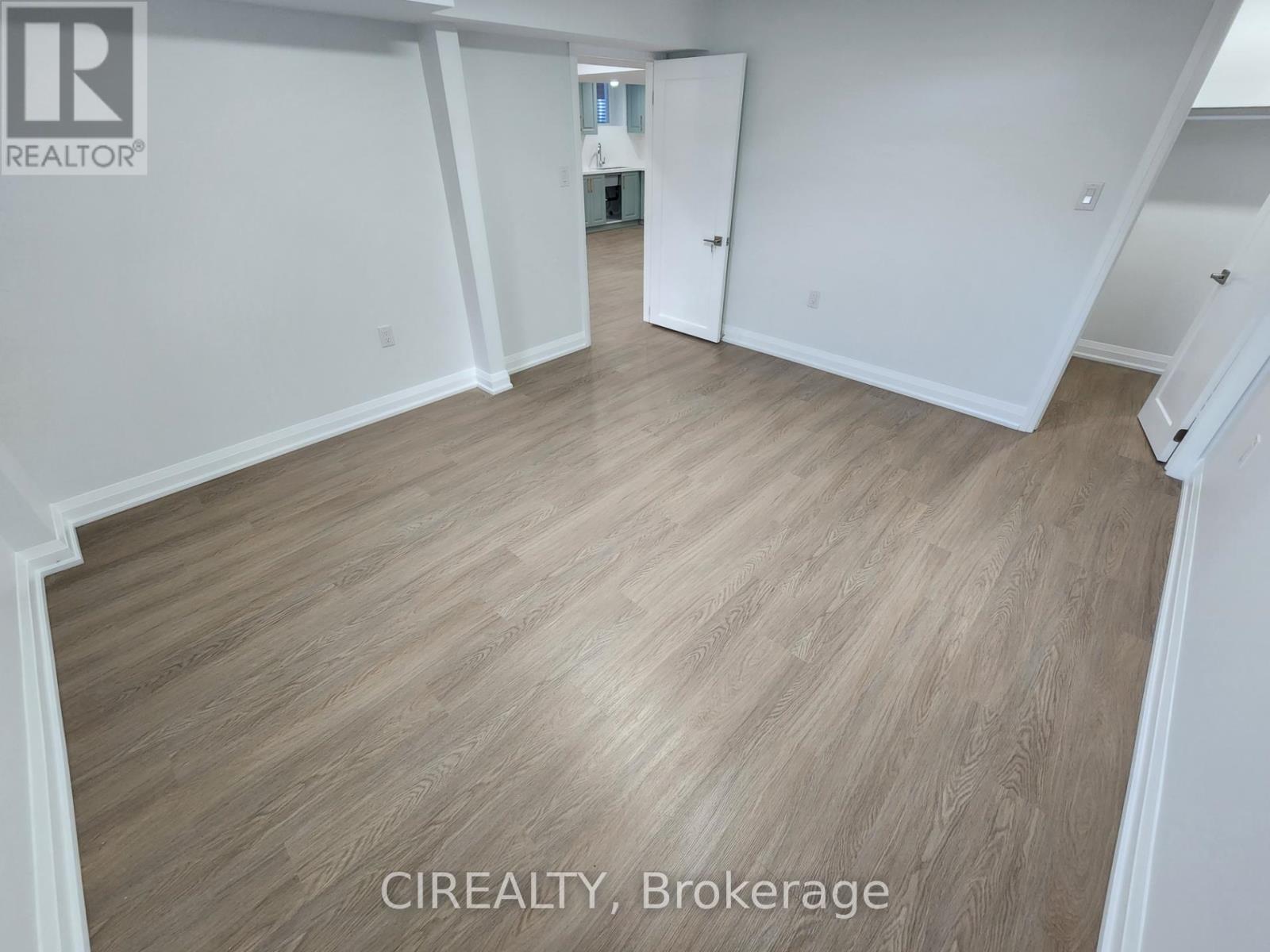 268 Bonnieglen Boulevard, Caledon, Ontario  L7C 4B3 - Photo 13 - W12481628
