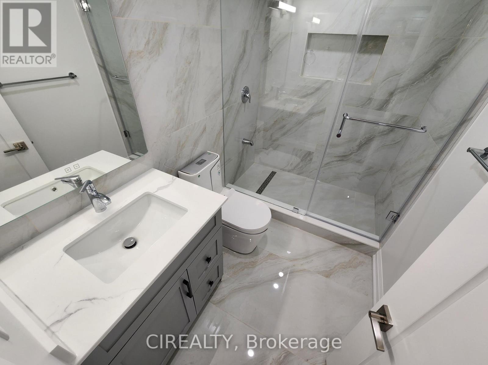 268 Bonnieglen Boulevard, Caledon, Ontario  L7C 4B3 - Photo 15 - W12481628