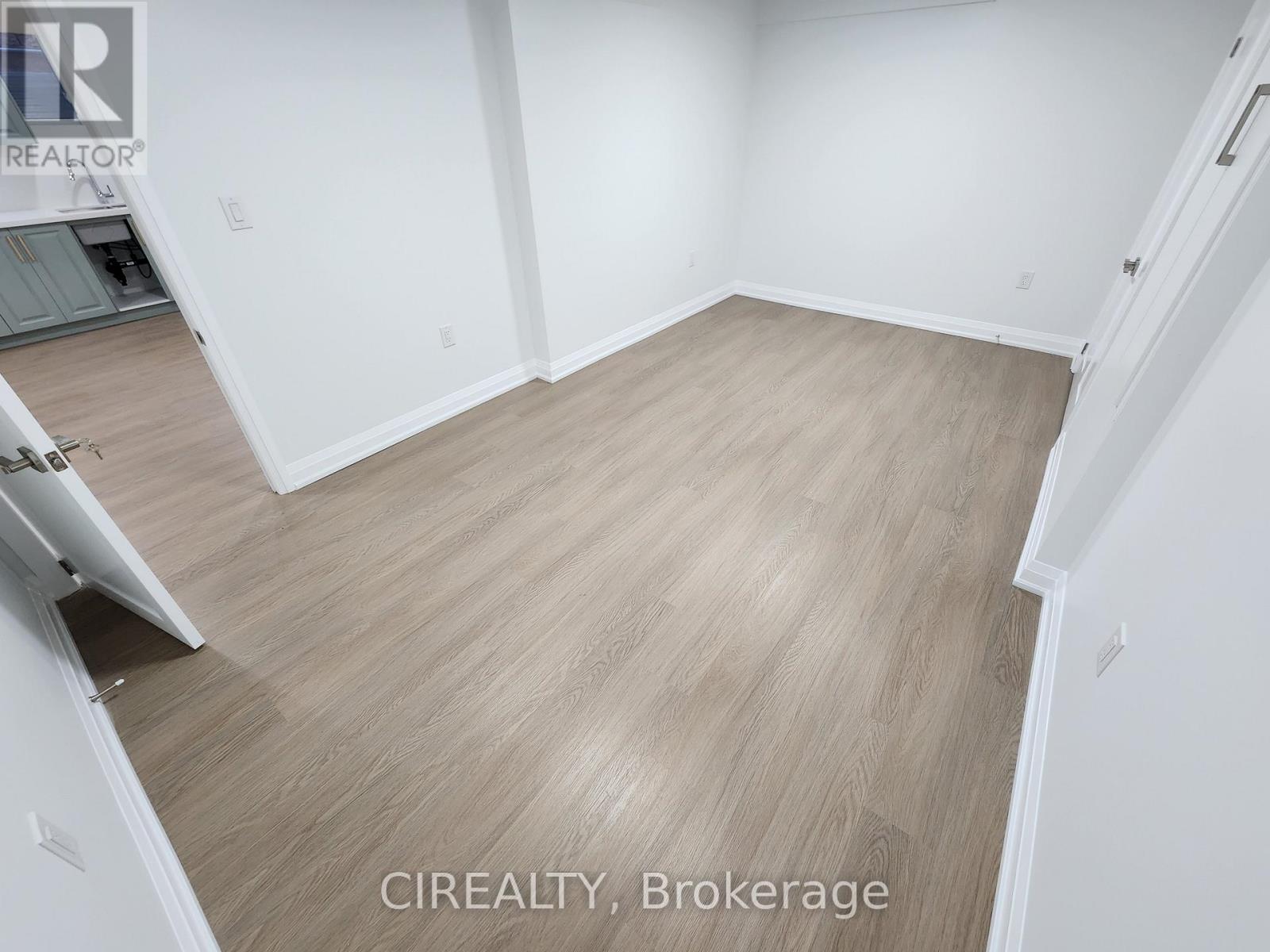 268 Bonnieglen Boulevard, Caledon, Ontario  L7C 4B3 - Photo 17 - W12481628