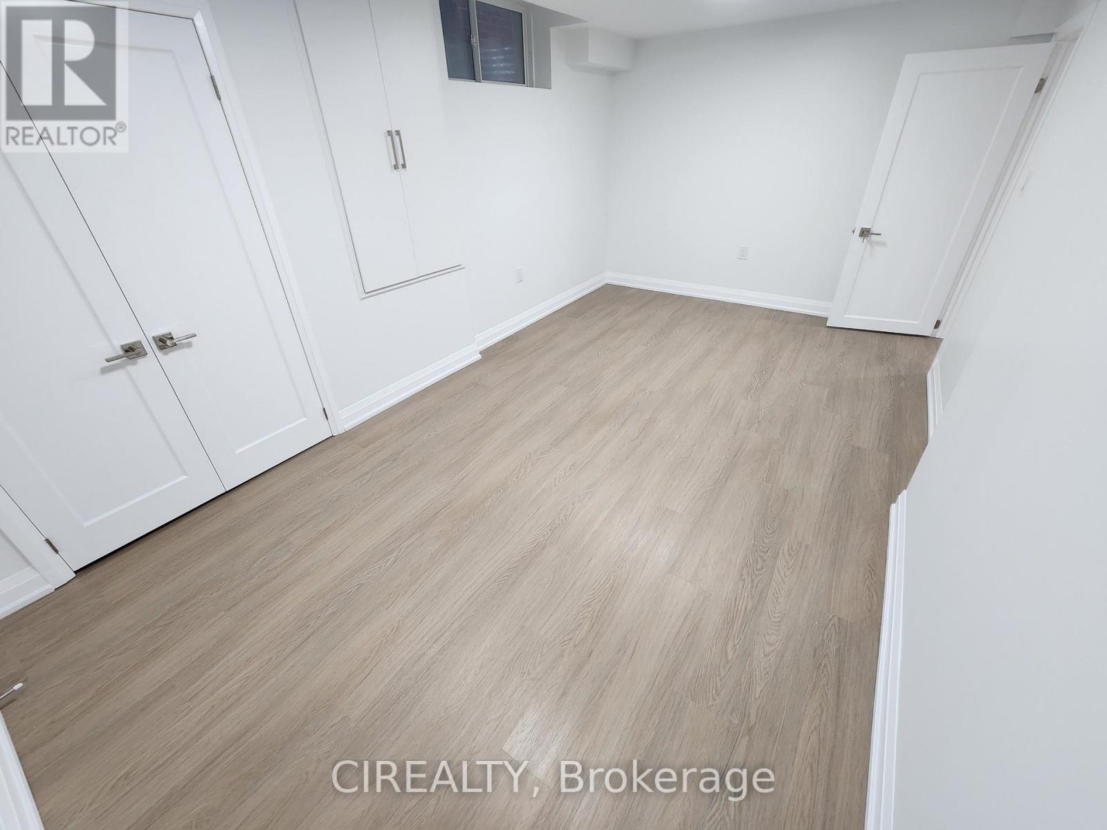 268 Bonnieglen Boulevard, Caledon, Ontario  L7C 4B3 - Photo 19 - W12481628