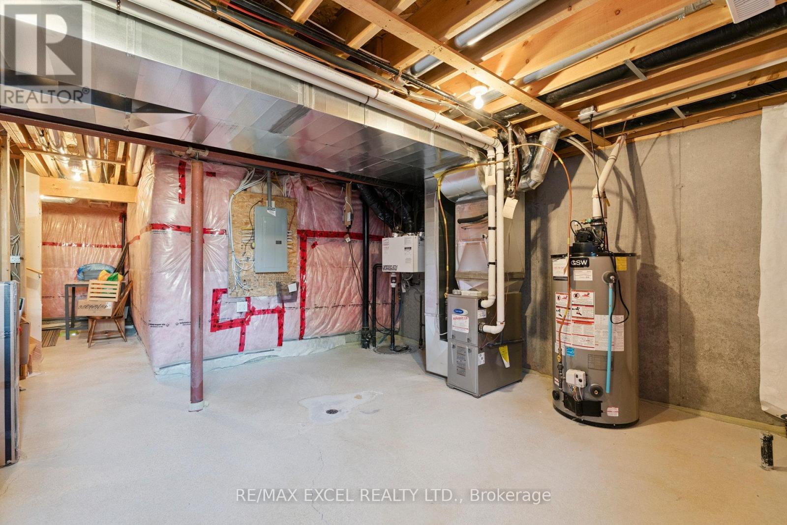 6401 Shapton Crescent, Niagara Falls, Ontario  L2H 0L8 - Photo 14 - X12481588