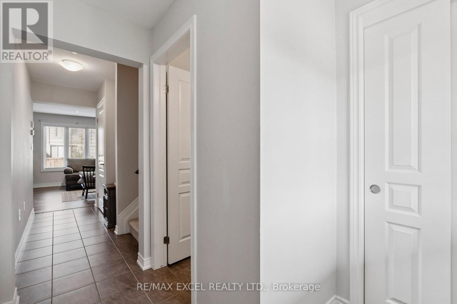 6401 Shapton Crescent, Niagara Falls, Ontario  L2H 0L8 - Photo 27 - X12481588