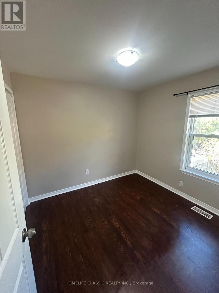 264 Wolfe Street, Peterborough, Ontario  K9J 2L3 - Photo 11 - X12481608