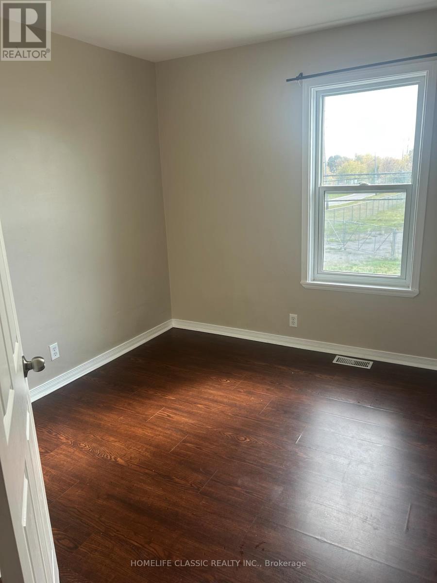 264 Wolfe Street, Peterborough, Ontario  K9J 2L3 - Photo 6 - X12481608