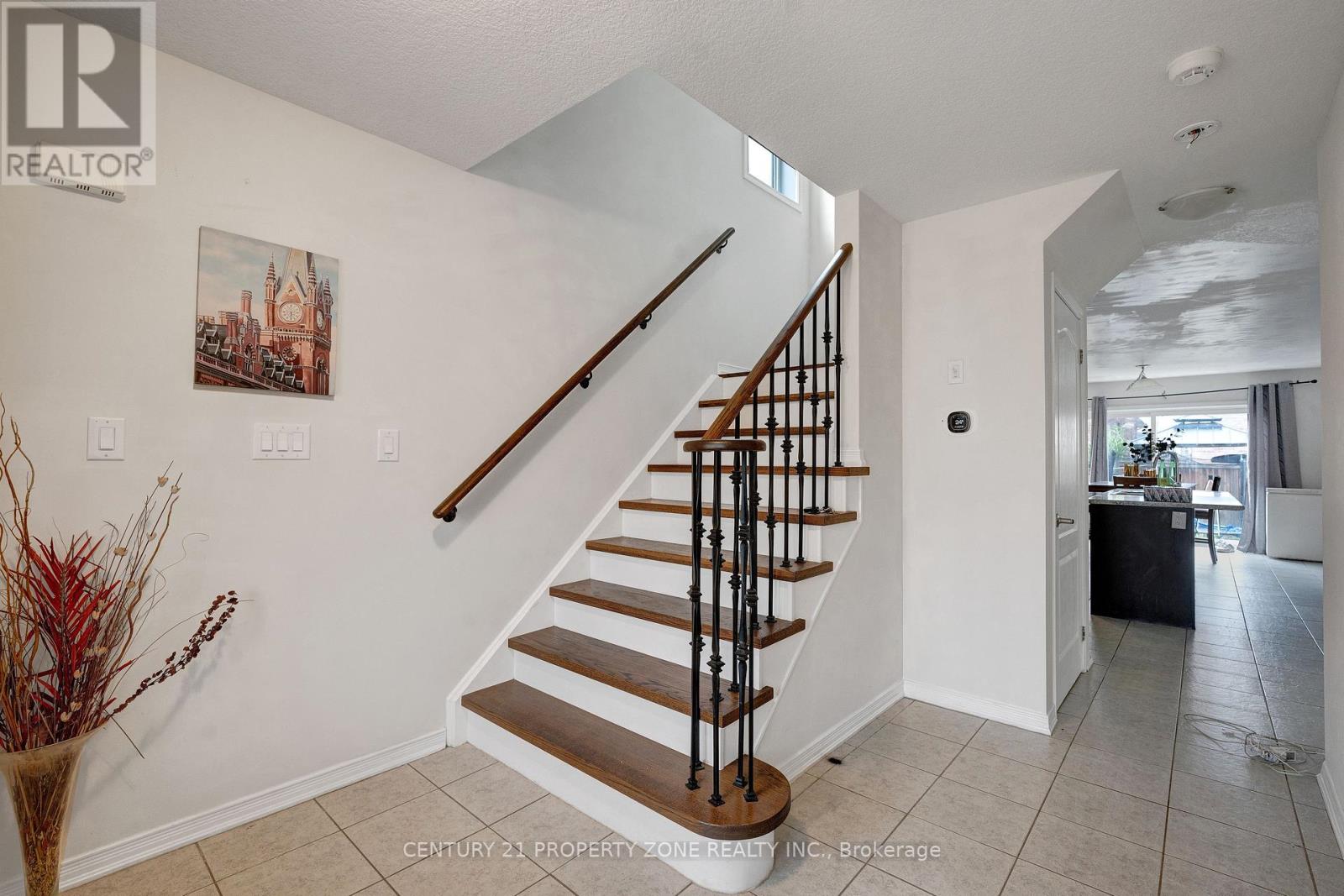 43 Mccargow Drive, Haldimand, Ontario  N3W 0C3 - Photo 10 - X12481612