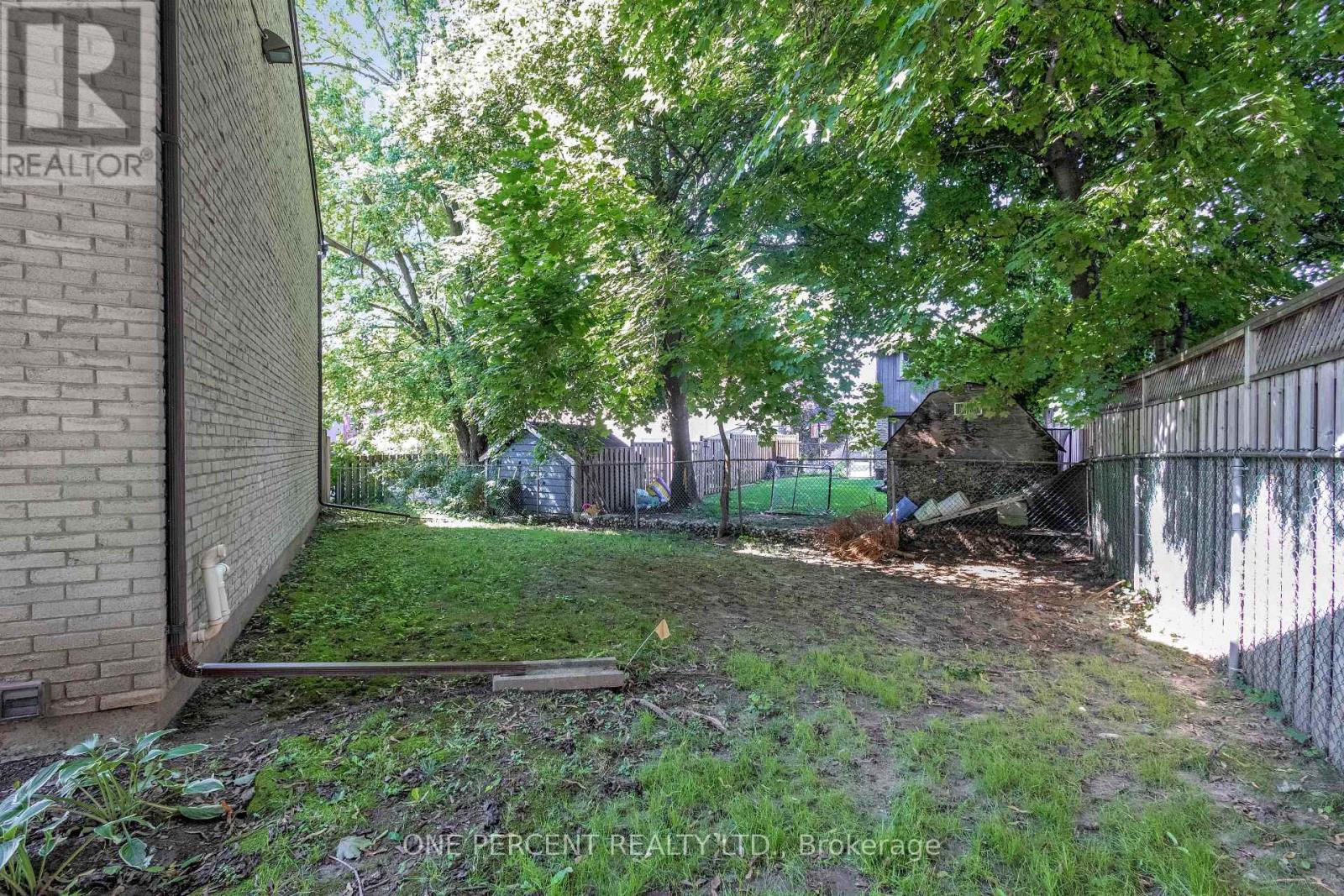 40 - 215 Glamis Road, Cambridge, Ontario  N1R 6V8 - Photo 29 - X12481638