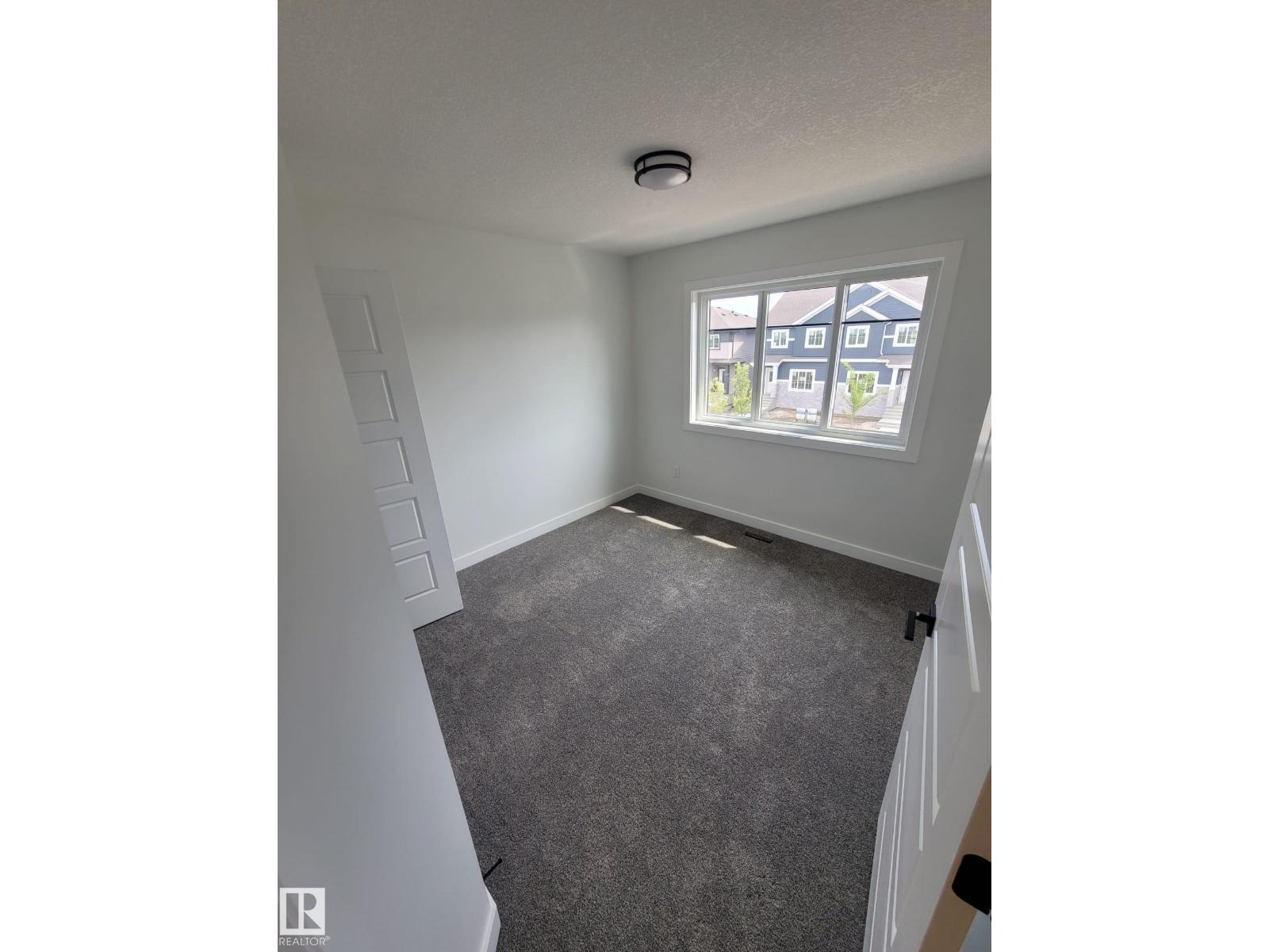 9802 107 Morinville Av, Morinville, Alberta  T8R 1E5 - Photo 11 - E4463471