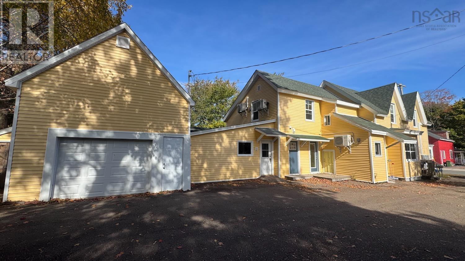 92 Dominion Street, Truro, Nova Scotia  B2N 3P3 - Photo 2 - 202526294