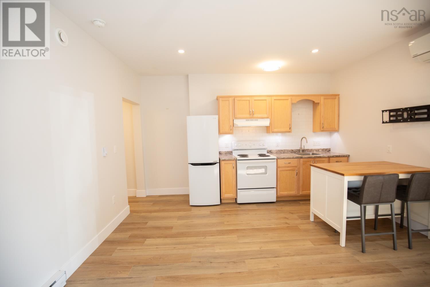 92 Dominion Street, Truro, Nova Scotia  B2N 3P3 - Photo 5 - 202526294
