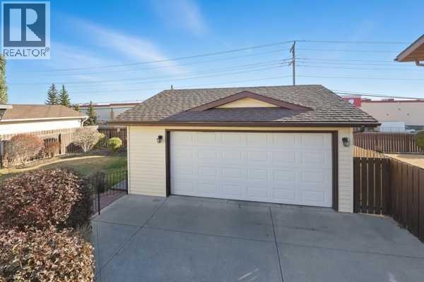 69 Hallgren Avenue, Red Deer, Alberta  T4N 6P1 - Photo 27 - A2266457