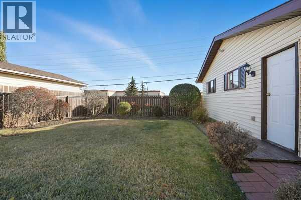 69 Hallgren Avenue, Red Deer, Alberta  T4N 6P1 - Photo 30 - A2266457