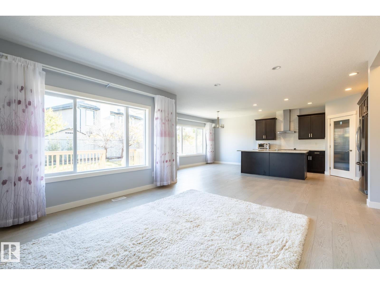 1257 Cunningham Dr Sw, Edmonton, Alberta  T6W 0R6 - Photo 5 - E4463358