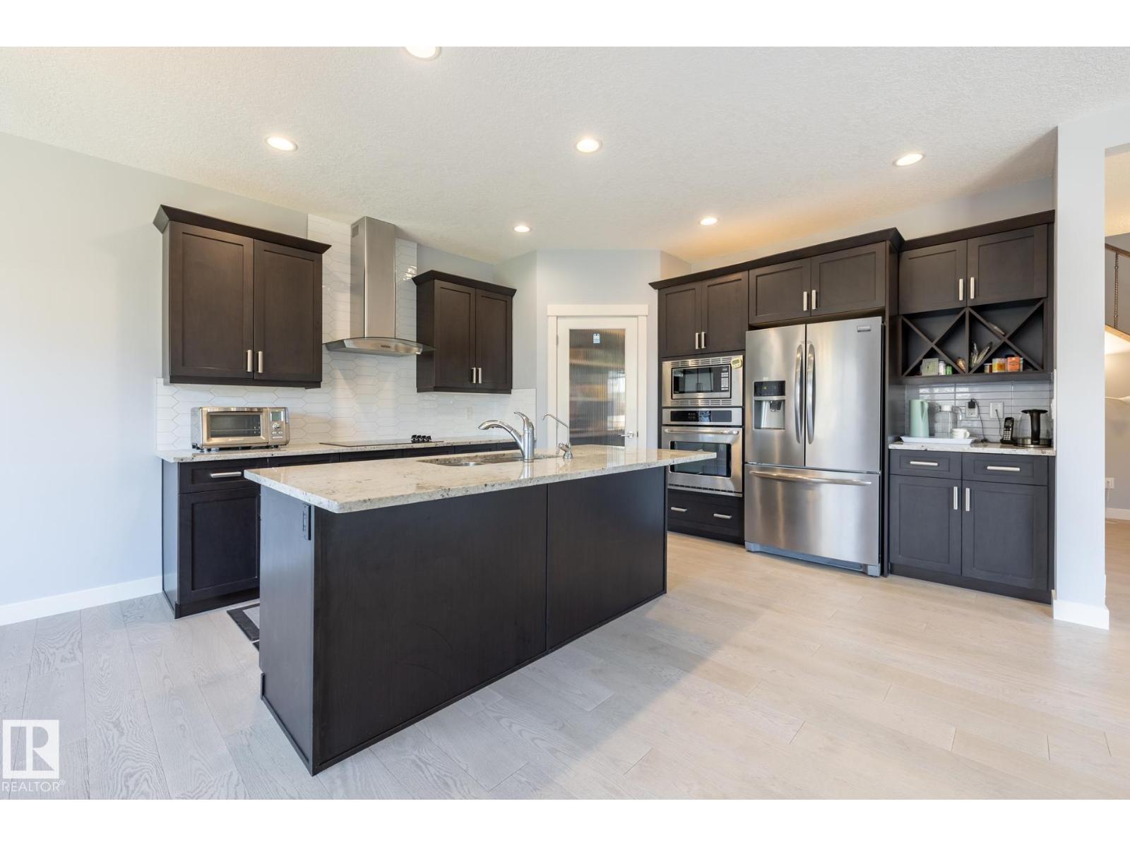 1257 Cunningham Dr Sw, Edmonton, Alberta  T6W 0R6 - Photo 3 - E4463358