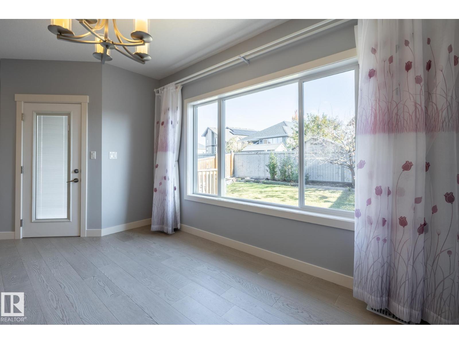 1257 Cunningham Dr Sw, Edmonton, Alberta  T6W 0R6 - Photo 4 - E4463358