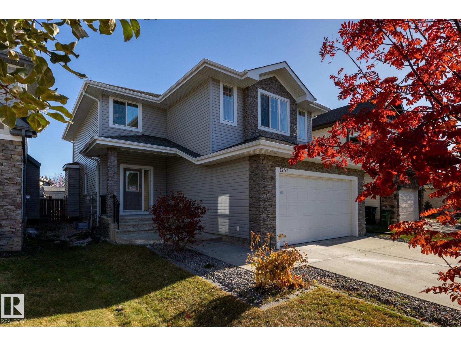 1257 Cunningham Dr Sw, Edmonton, Alberta  T6W 0R6 - Photo 1 - E4463358