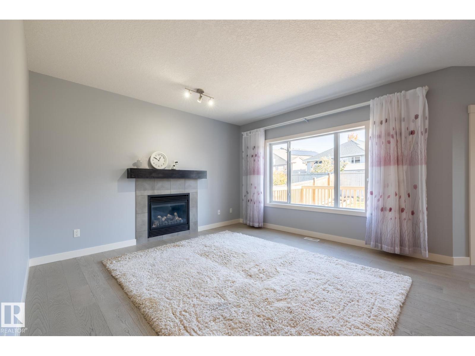 1257 Cunningham Dr Sw, Edmonton, Alberta  T6W 0R6 - Photo 2 - E4463358
