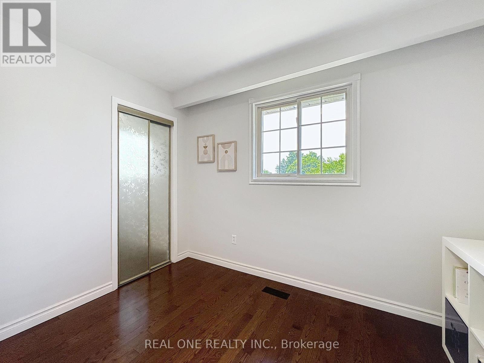 2 James Gray Drive, Toronto, Ontario  M2H 1N9 - Photo 33 - C12481645