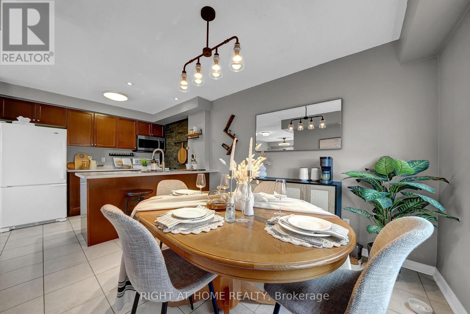 205 - 132 Aspen Springs Drive, Clarington, Ontario  L1C 0H1 - Photo 14 - E12481684