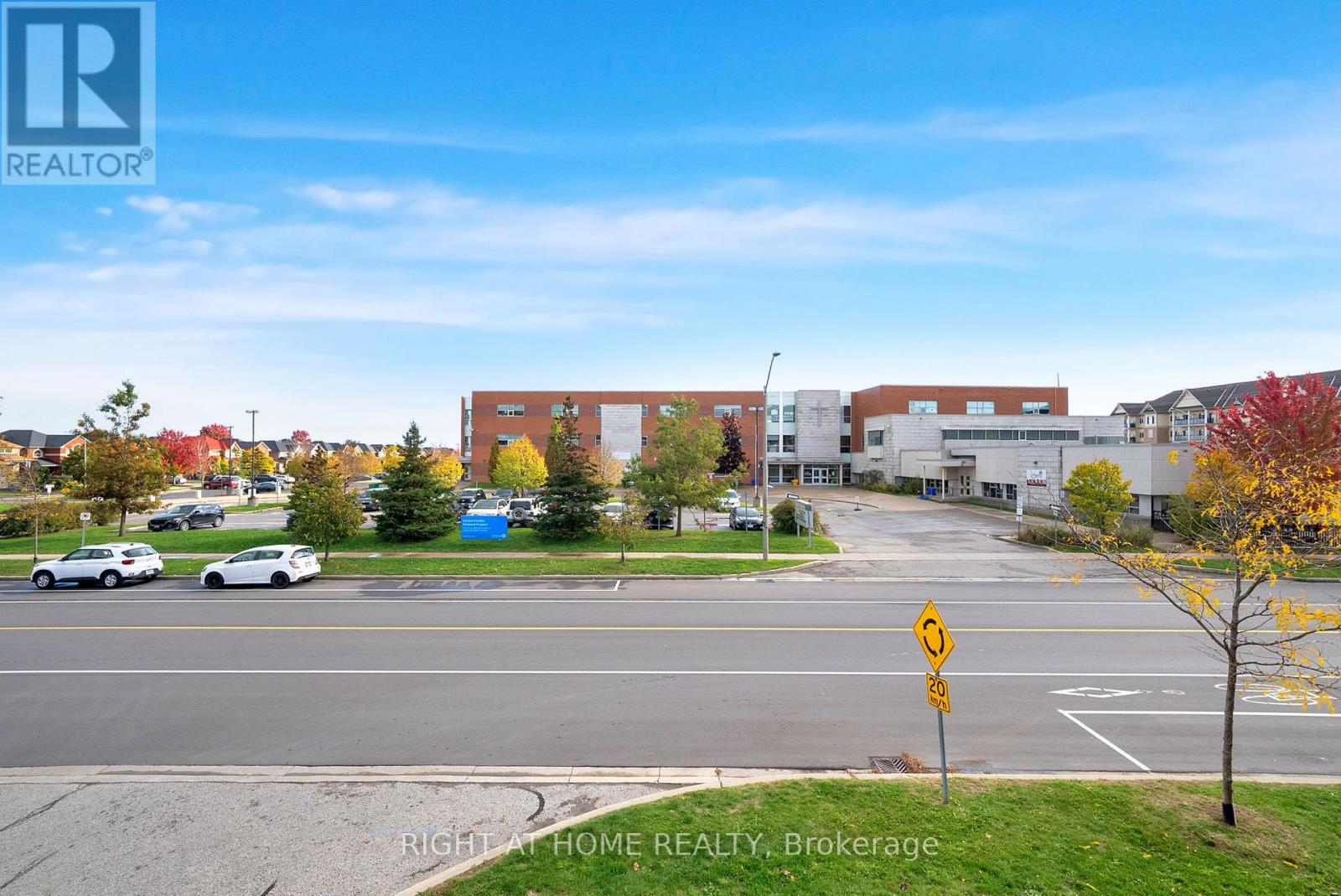 205 - 132 Aspen Springs Drive, Clarington, Ontario  L1C 0H1 - Photo 32 - E12481684