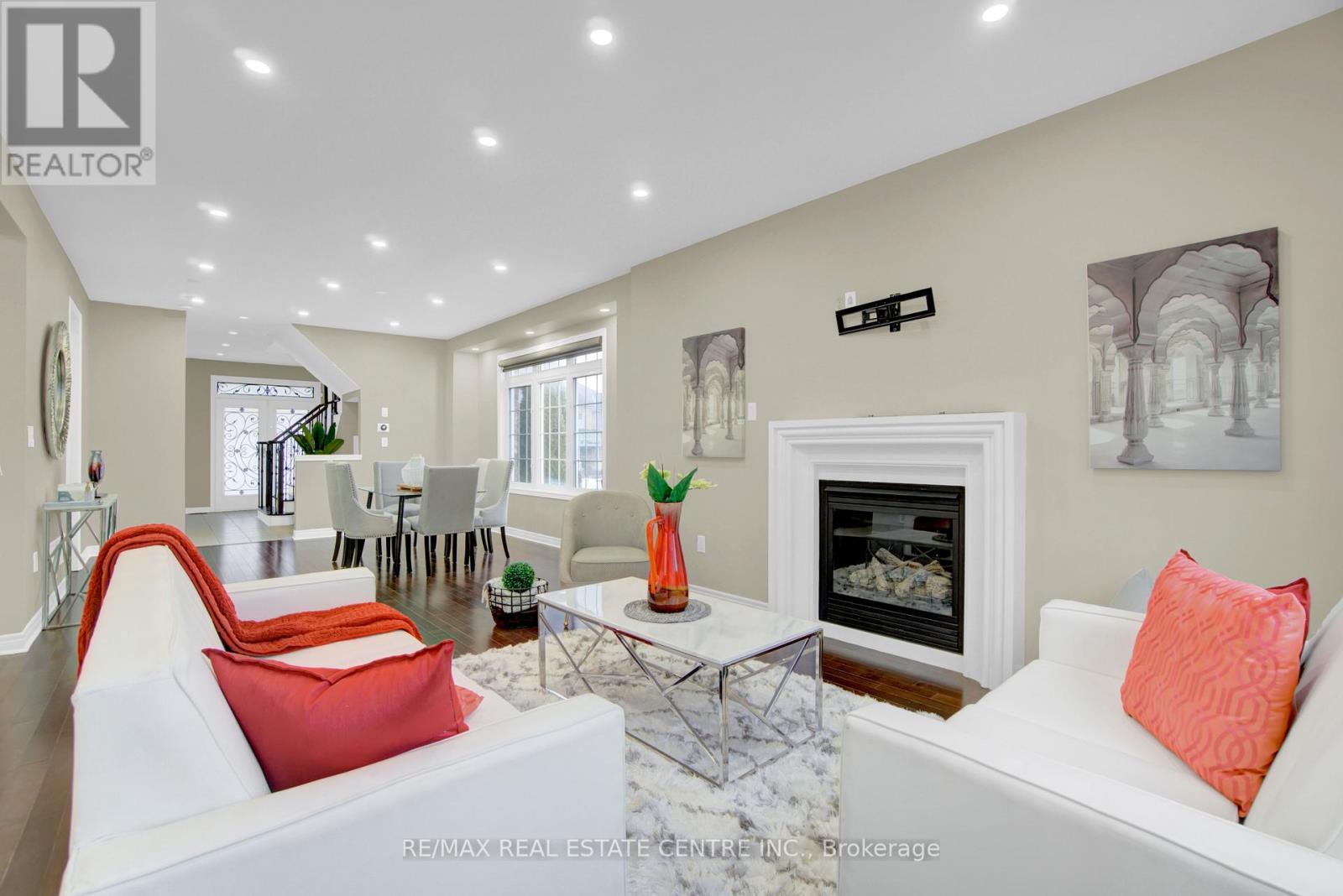 28 Plentywood Drive, Brampton, Ontario  L6Y 0C1 - Photo 11 - W12481650