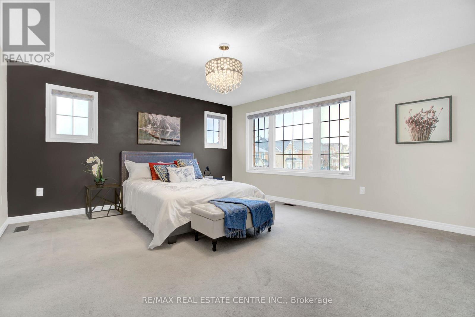 28 Plentywood Drive, Brampton, Ontario  L6Y 0C1 - Photo 24 - W12481650