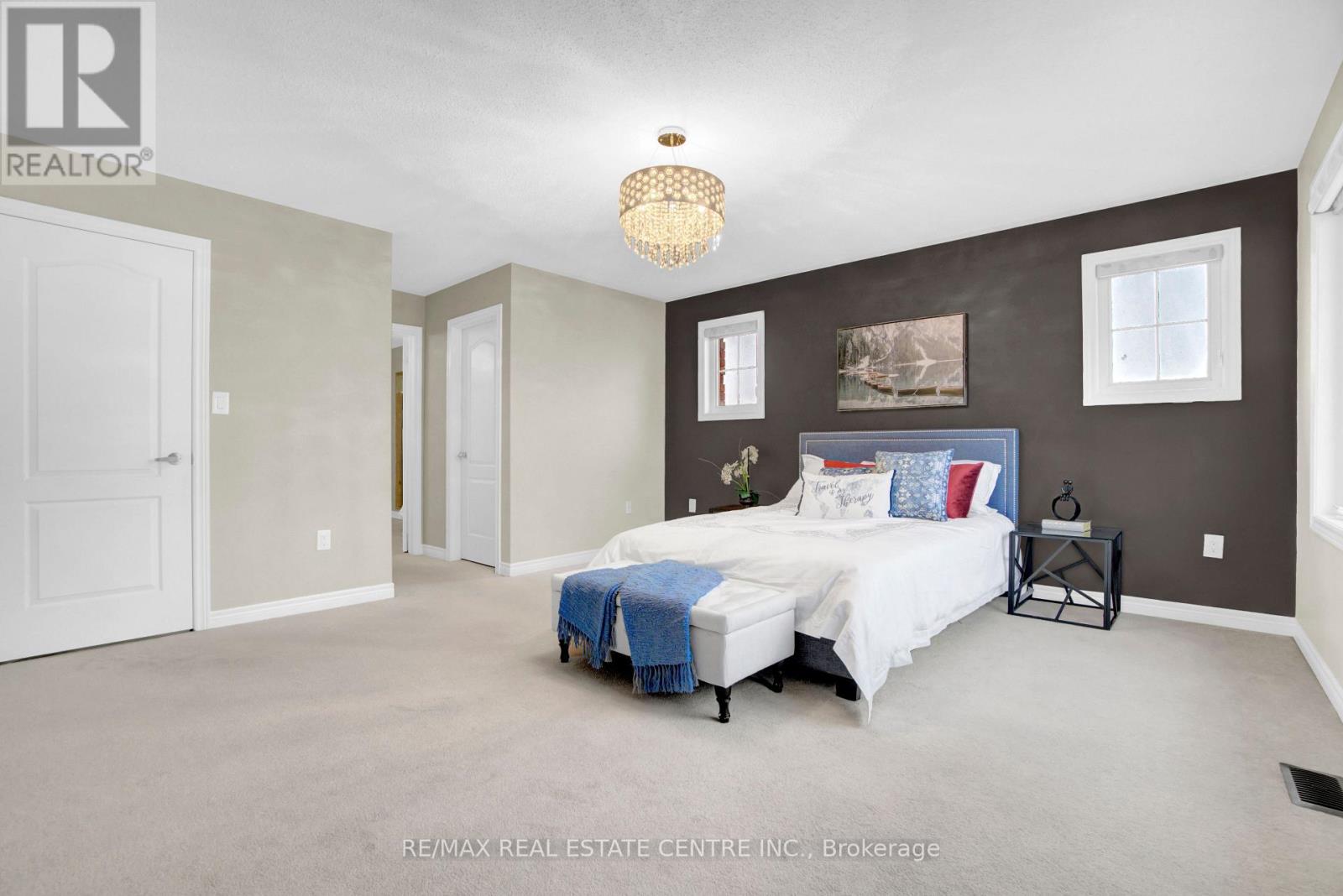 28 Plentywood Drive, Brampton, Ontario  L6Y 0C1 - Photo 25 - W12481650