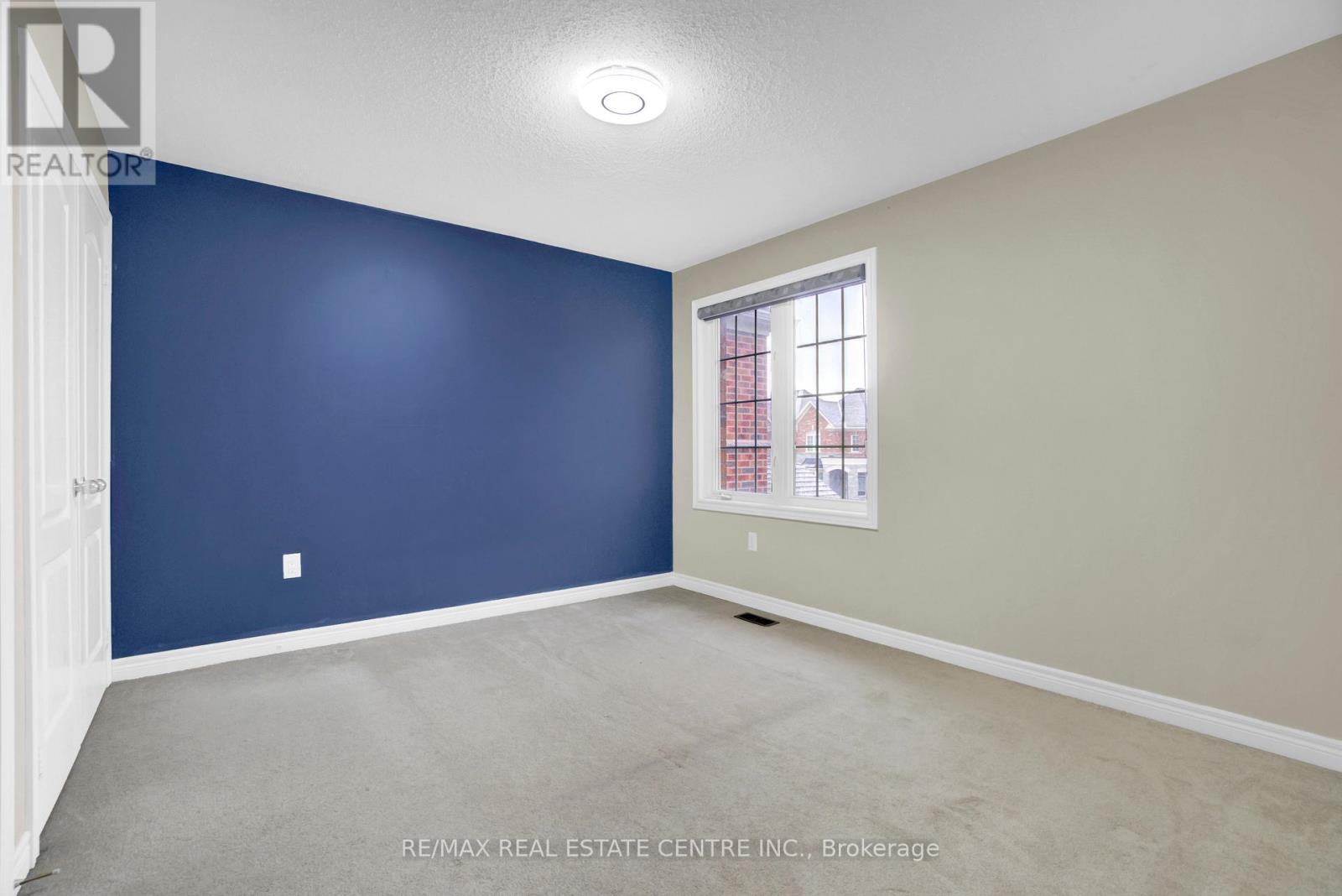 28 Plentywood Drive, Brampton, Ontario  L6Y 0C1 - Photo 31 - W12481650