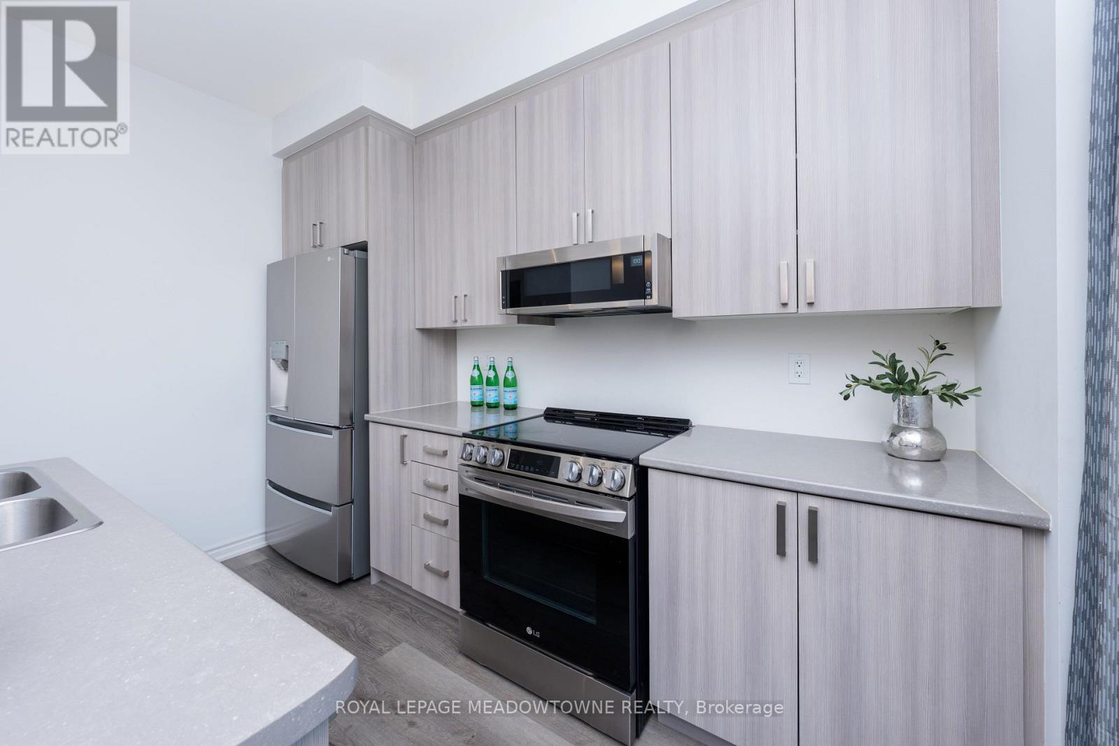 39 Dass Drive W, Centre Wellington, Ontario  N1M 0H9 - Photo 16 - X12481657