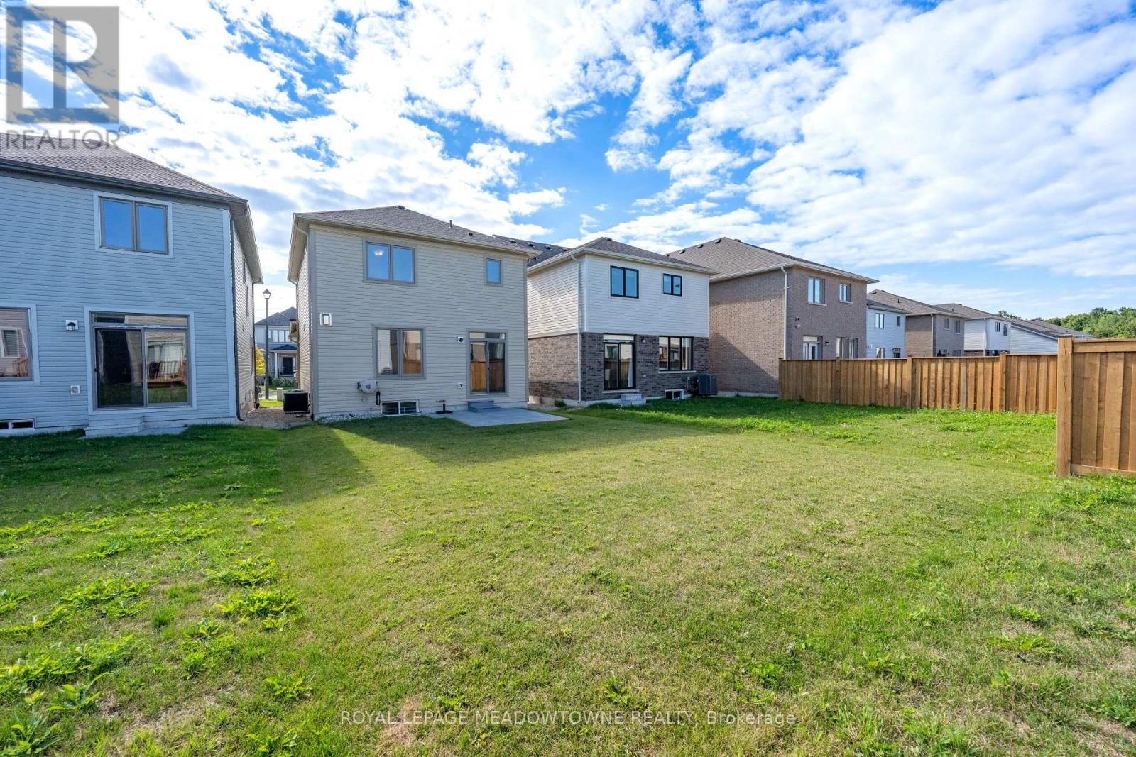 39 Dass Drive W, Centre Wellington, Ontario  N1M 0H9 - Photo 48 - X12481657