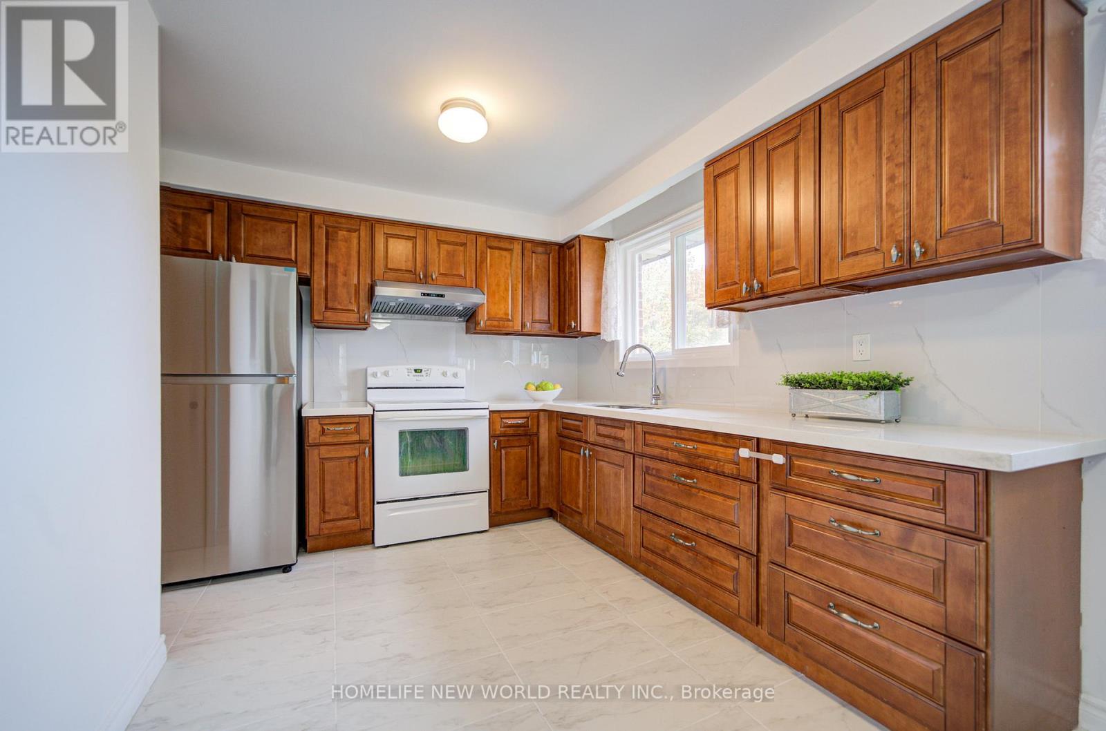 86 Tuscarora Drive, Toronto, Ontario  M2H 2K3 - Photo 17 - C12479665