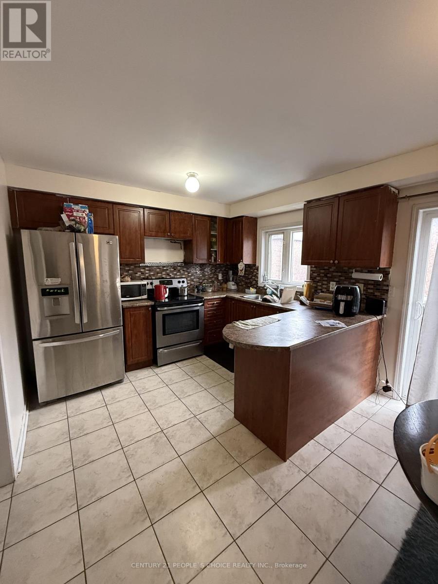 5797 Tiz Road, Mississauga, Ontario  L5R 0B4 - Photo 13 - W12480201