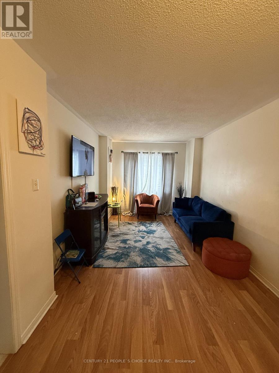 5797 Tiz Road, Mississauga, Ontario  L5R 0B4 - Photo 9 - W12480201