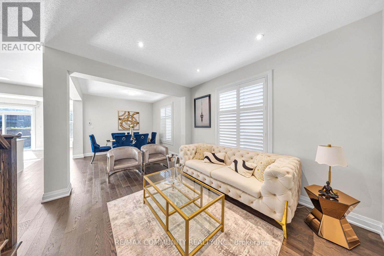 209 Castle Oaks Crossing, Brampton, Ontario  L6P 3X3 - Photo 10 - W12480718