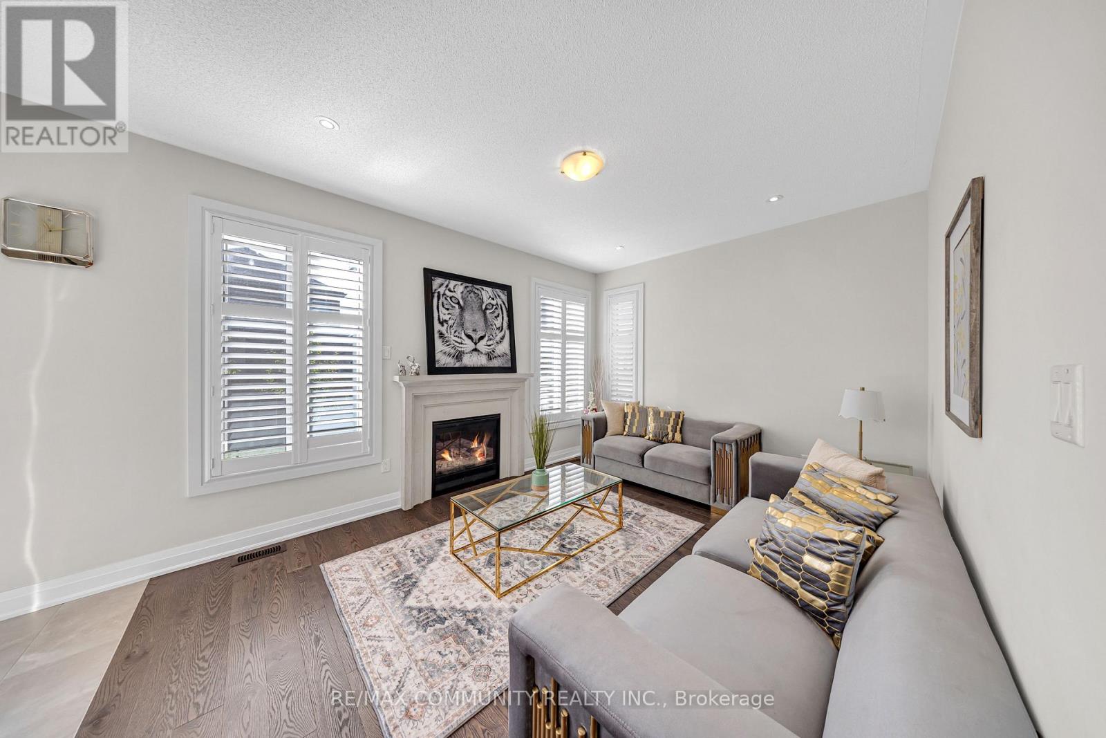 209 Castle Oaks Crossing, Brampton, Ontario  L6P 3X3 - Photo 24 - W12480718