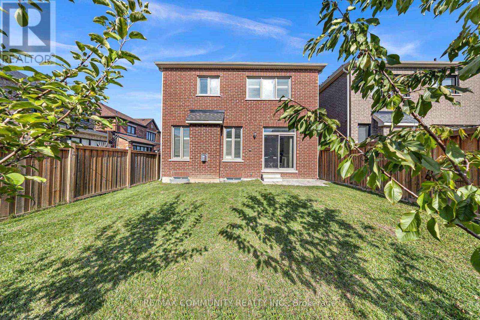 209 Castle Oaks Crossing, Brampton, Ontario  L6P 3X3 - Photo 48 - W12480718