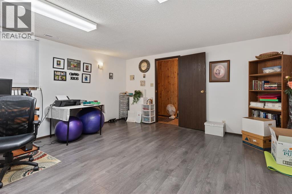 5618 47 Avenue, Forestburg, Alberta  T0B 1N0 - Photo 26 - A2262782