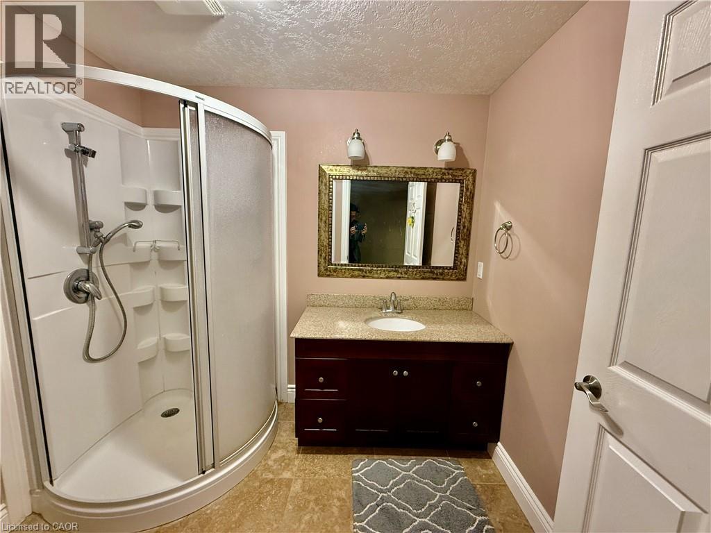 655 Violet Street, Waterloo, Ontario  N2V 2W1 - Photo 23 - 40781997