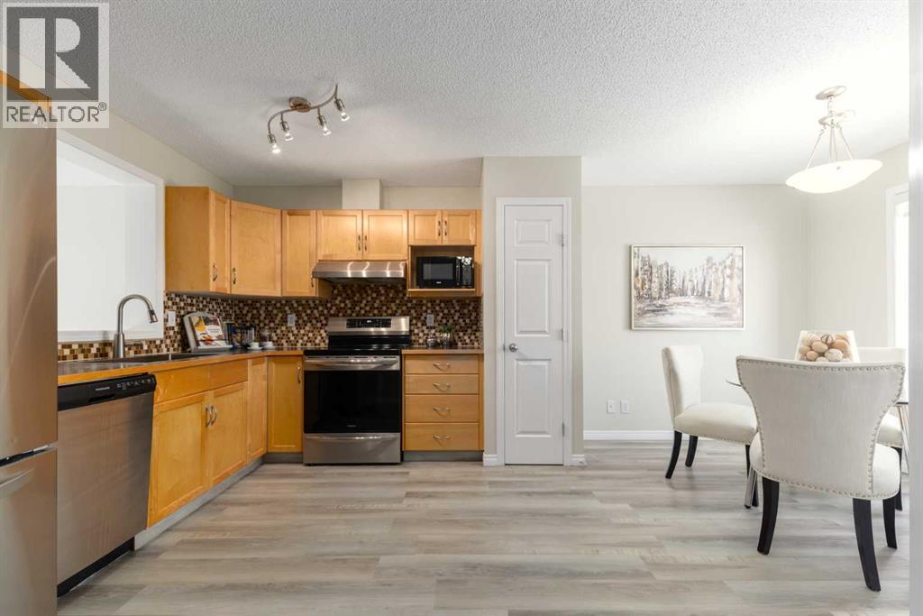 126 Everhollow Heights Sw, Calgary, Alberta  T2Y 5B4 - Photo 13 - A2264586