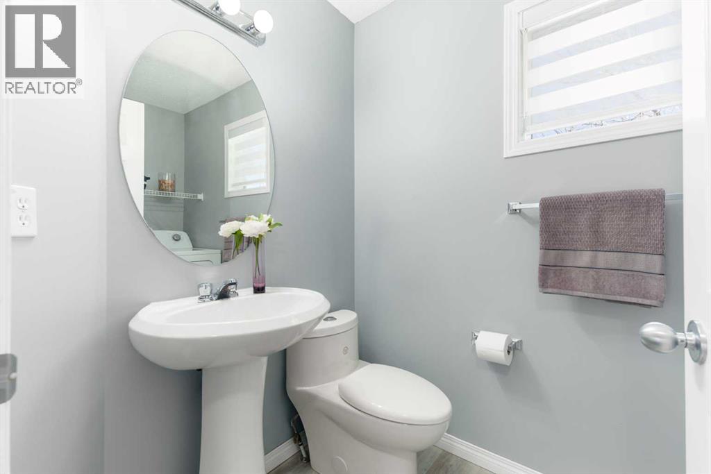 126 Everhollow Heights Sw, Calgary, Alberta  T2Y 5B4 - Photo 19 - A2264586