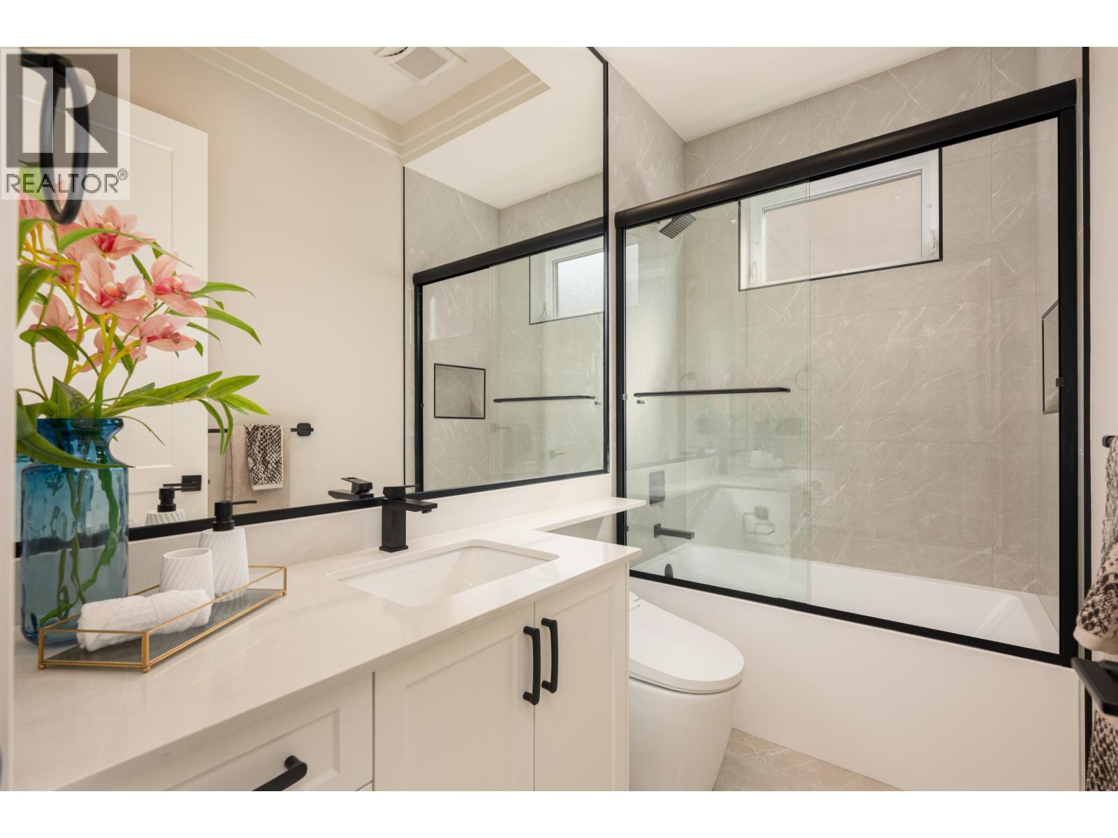 8128 Claysmith Road, Richmond, British Columbia  V7C 2L1 - Photo 15 - R3045725