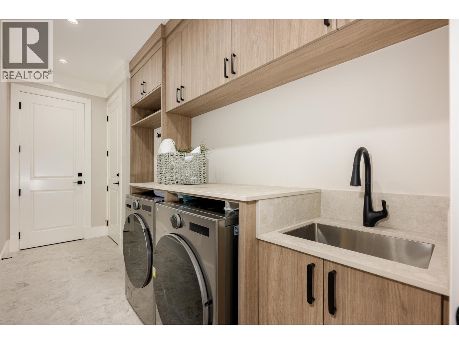 8128 Claysmith Road, Richmond, British Columbia  V7C 2L1 - Photo 16 - R3045725