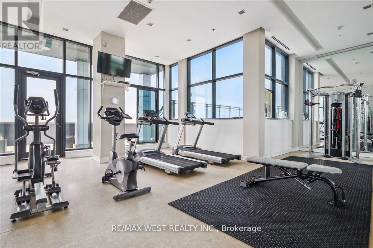 1010 - 75 The Donway W, Toronto, Ontario  M3C 2E9 - Photo 13 - C12481658
