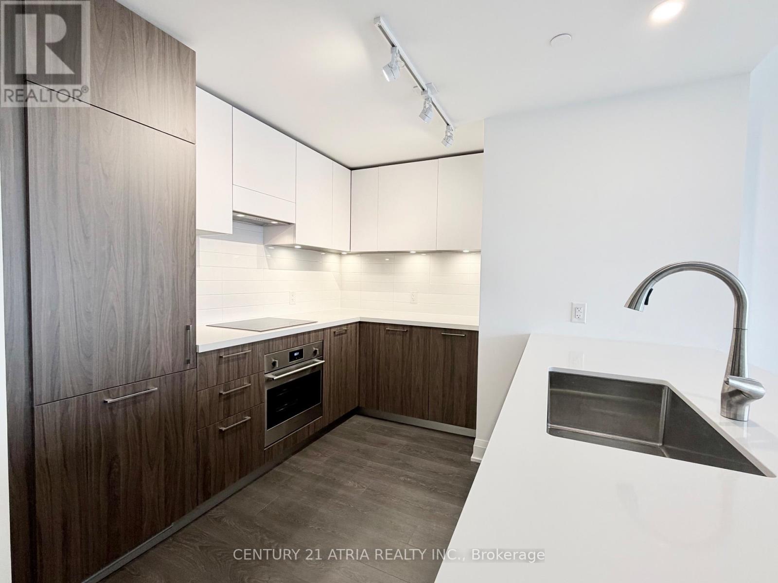 1003 - 33 Frederick Todd Way, Toronto, Ontario  M4G 0C9 - Photo 7 - C12481691