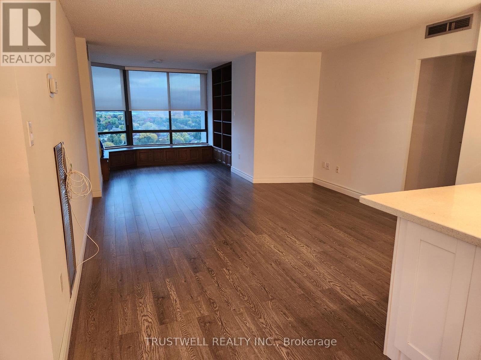 1706 - 65 Skymark Drive, Toronto, Ontario  M2H 3N9 - Photo 2 - C12481693