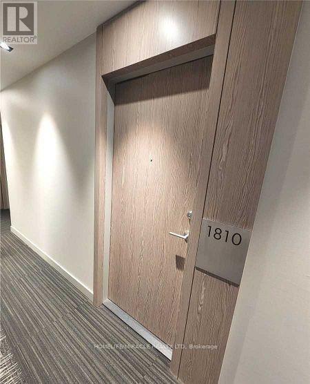 1810 - 215 Queen Street W, Toronto, Ontario  M5A 1S2 - Photo 11 - C12481695