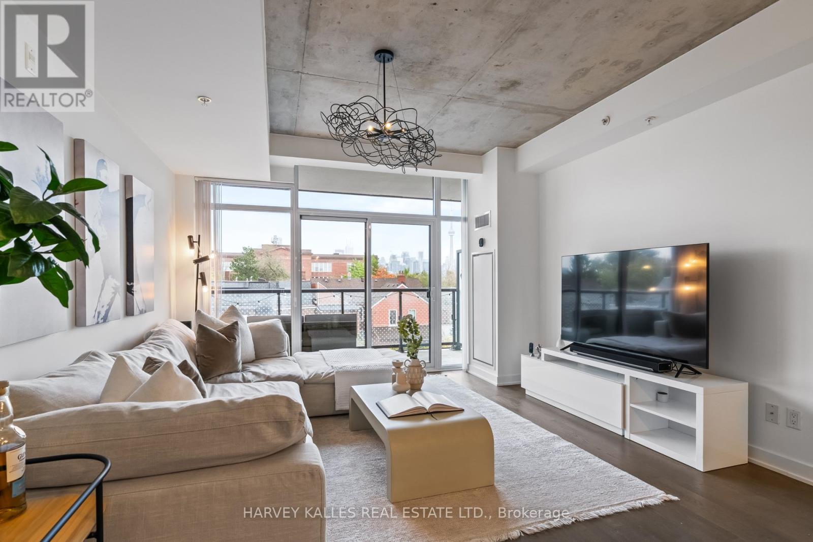 318 - 109 Ossington Avenue, Toronto, Ontario  M6J 0G1 - Photo 14 - C12481697