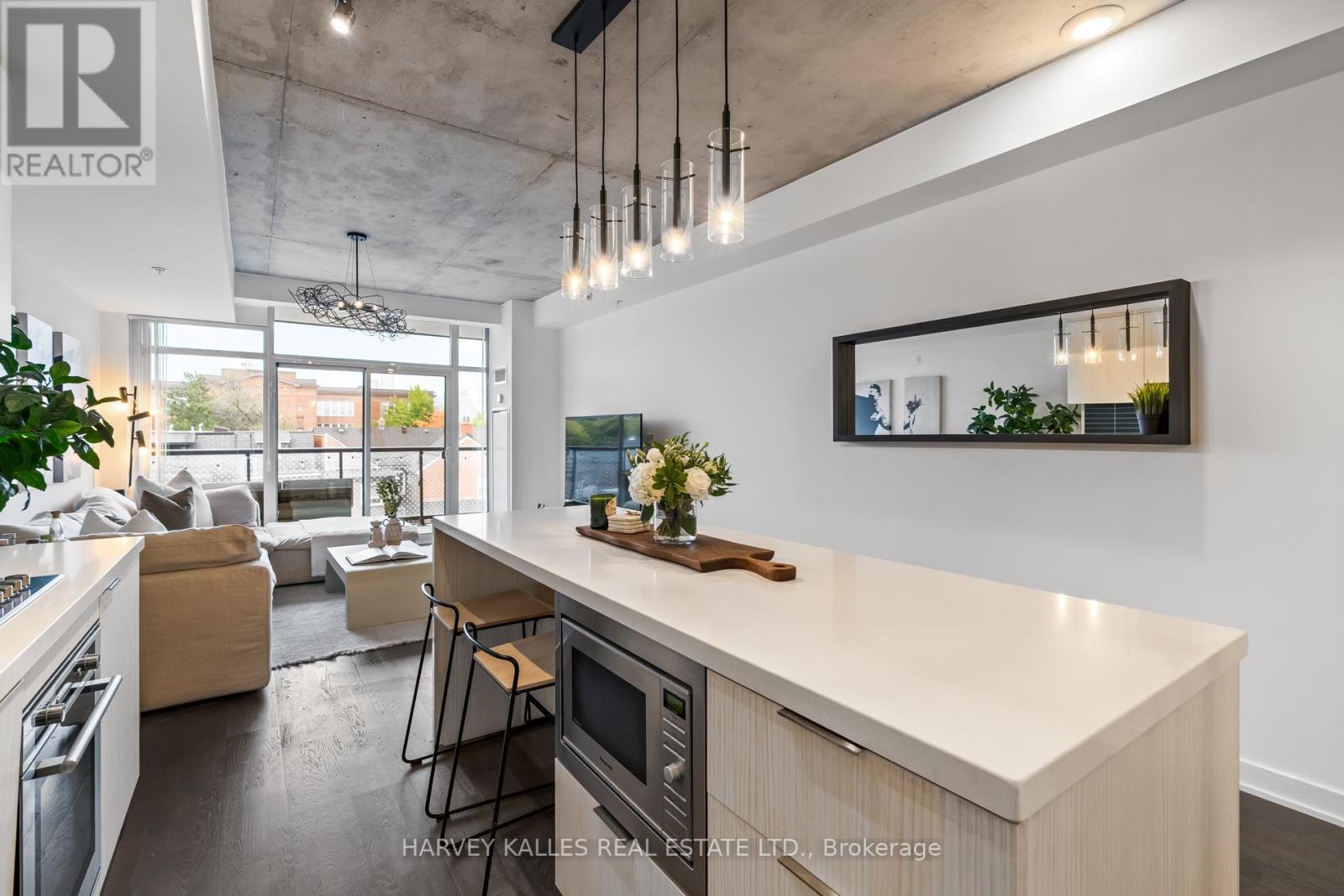 318 - 109 Ossington Avenue, Toronto, Ontario  M6J 0G1 - Photo 5 - C12481697